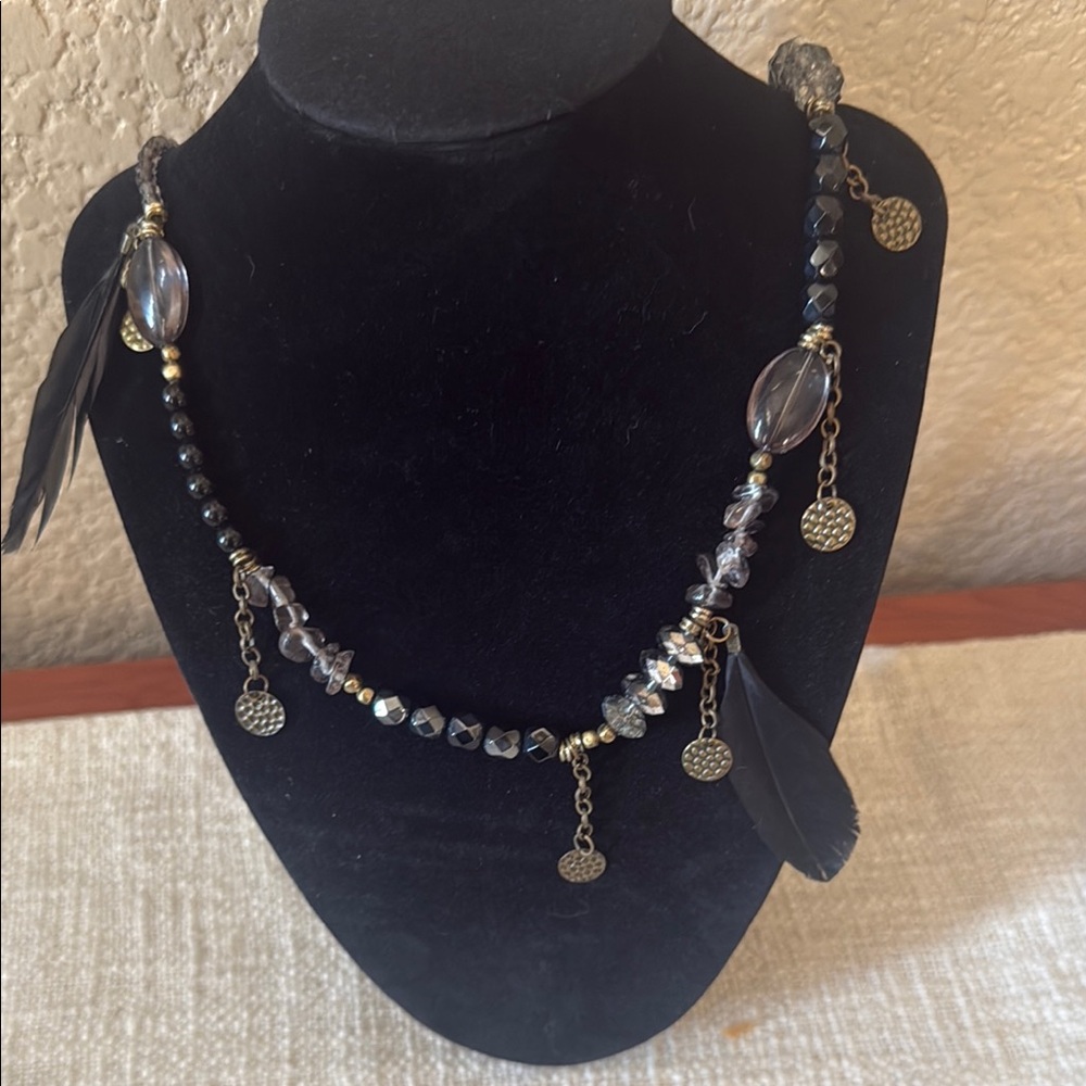 🌸4 for $10 NWT Arizona Jeans Long Black Beaded Necklace w Feather Detail